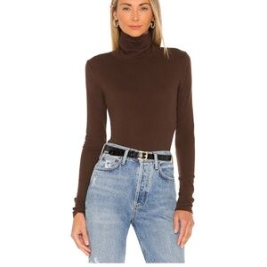 Long sleeve turtle neck